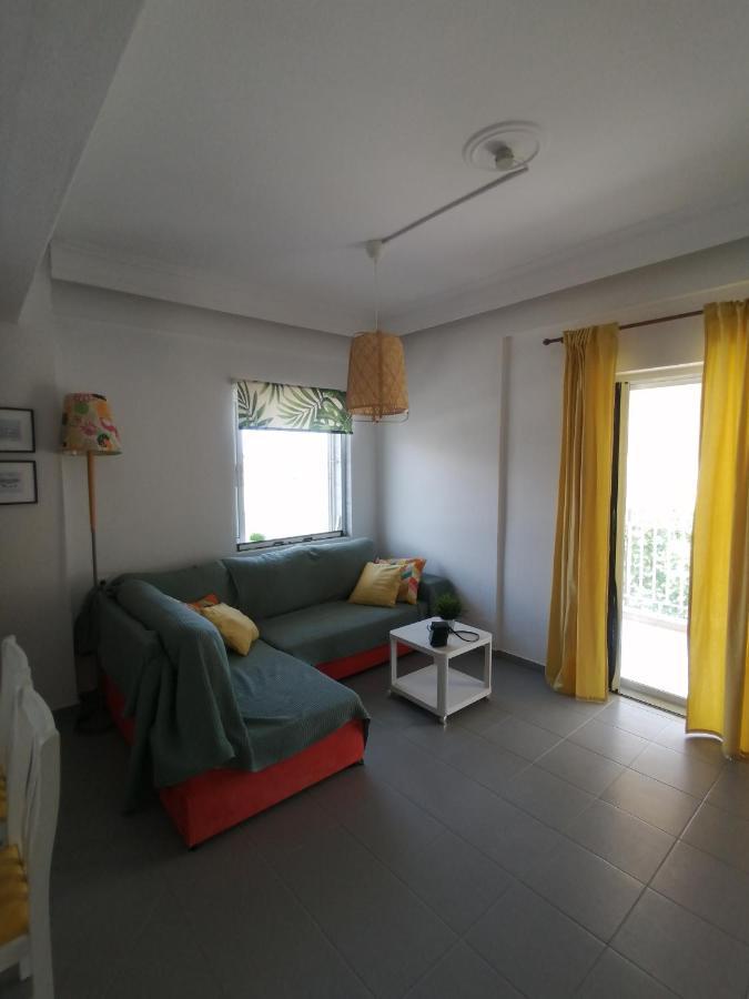 Elef Apartment Paralia Dionysiou Bagian luar foto