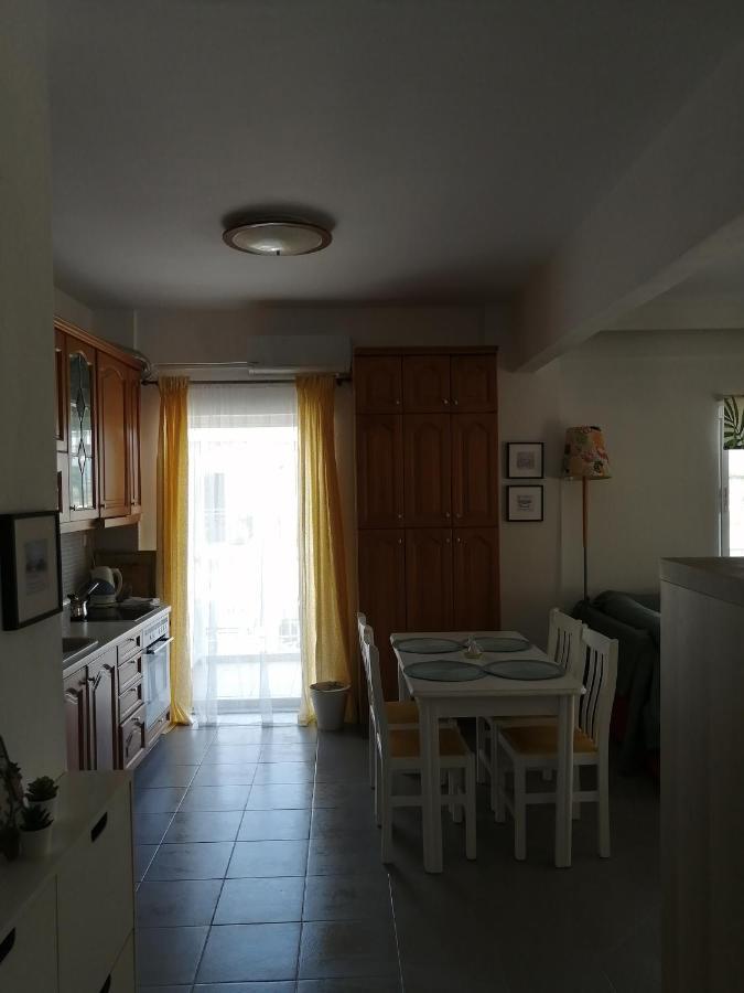 Elef Apartment Paralia Dionysiou Bagian luar foto